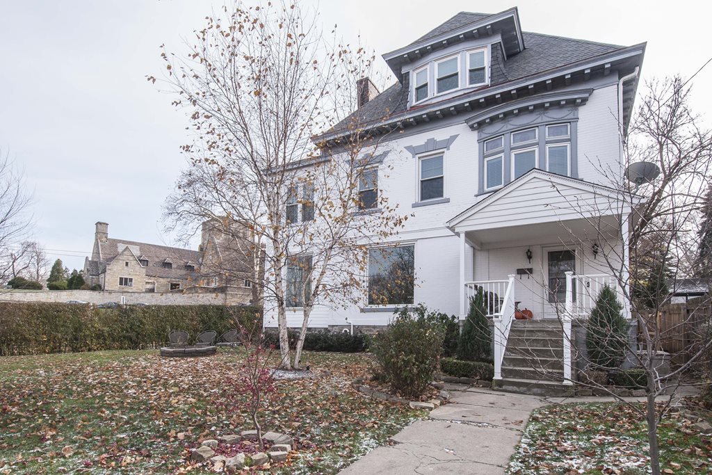 Squirrel Hill - Sold $529,000